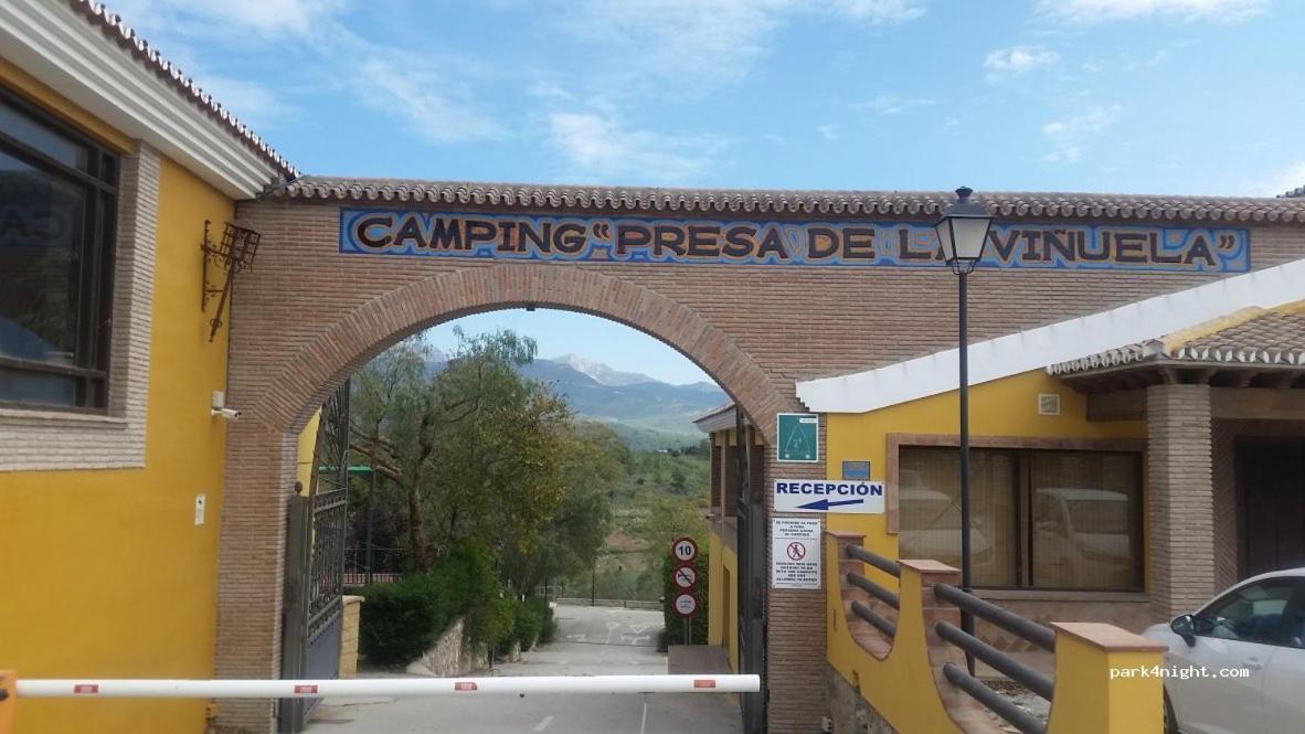 Camping Rural Presa La Viñuela Hotel Exterior foto